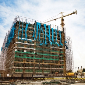 Iran parliament commissions building